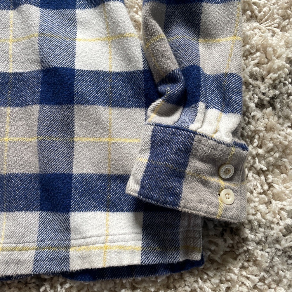 Patagonia Fjord Flannel Shirt Womens 4 Blue Grey Plaid Organic Cotton Button Up - Picture 4 of 9